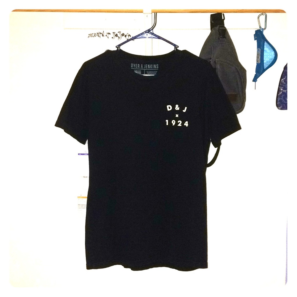 ❌SOLD❌ Dyer & Jenkins organic cotton t-shirt - Picture 5 of 6